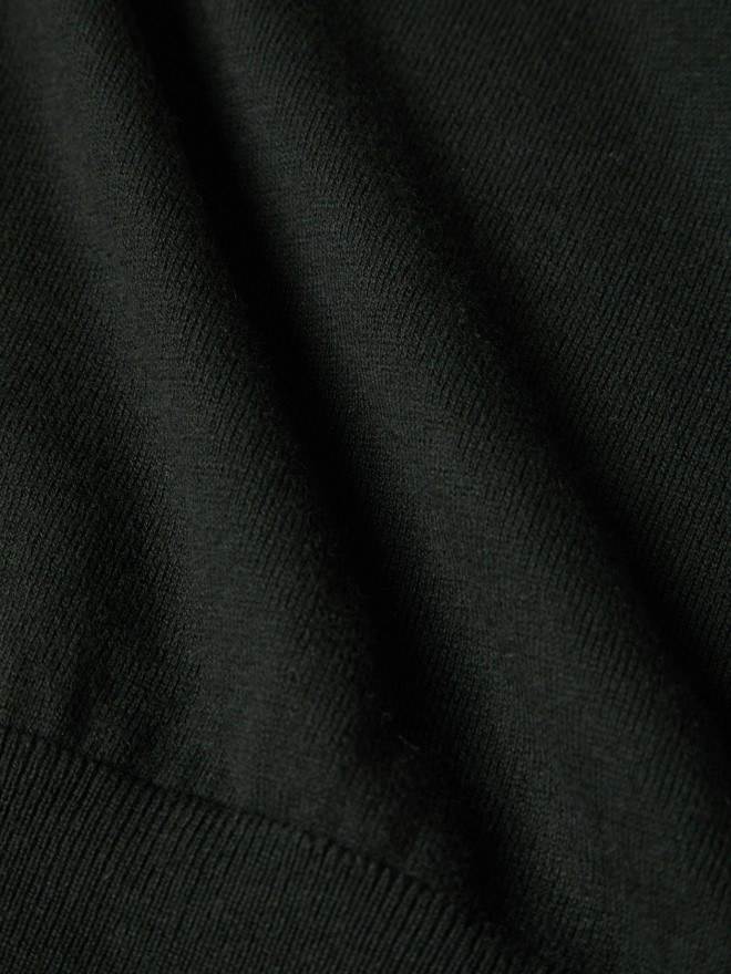 Suéter con tapeta Suéter con tapeta