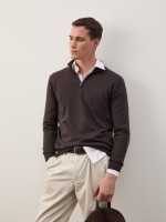 Suéter con tapeta Suéter con tapeta
