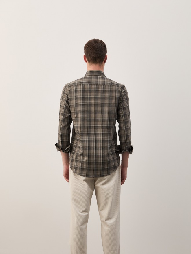 Slim fit plaid shirt Slim fit plaid shirt