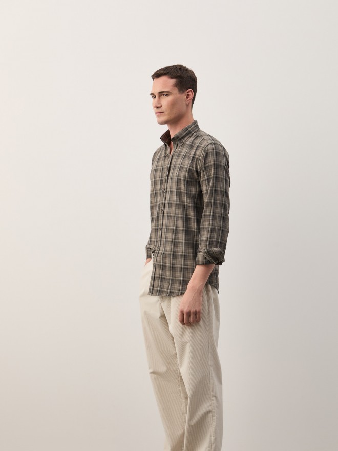 Slim fit plaid shirt Slim fit plaid shirt