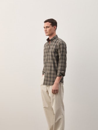 Slim fit plaid shirt Slim fit plaid shirt