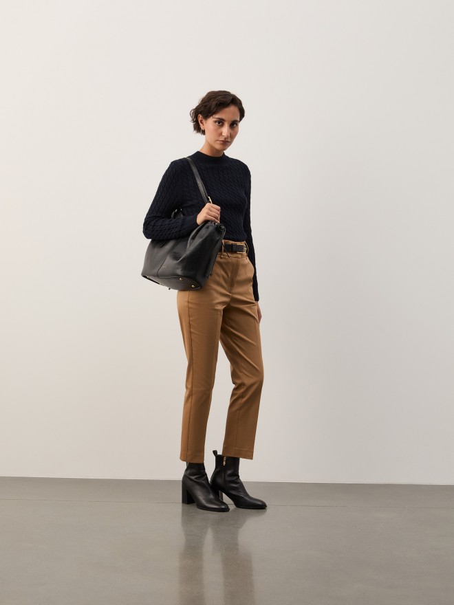 Calças chino regular fit Calças chino regular fit