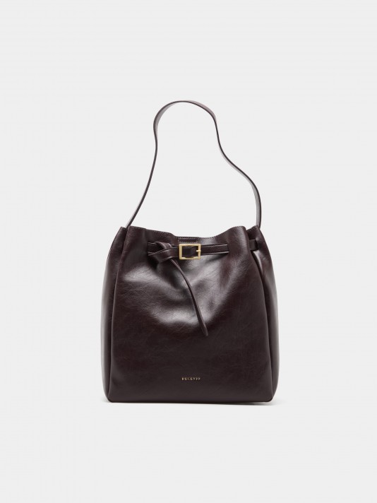 Bolso de hombro con correa