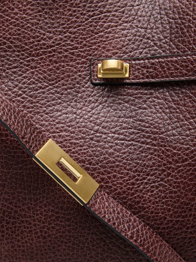 Bolso hobo con cinturón Bolso hobo con cinturón
